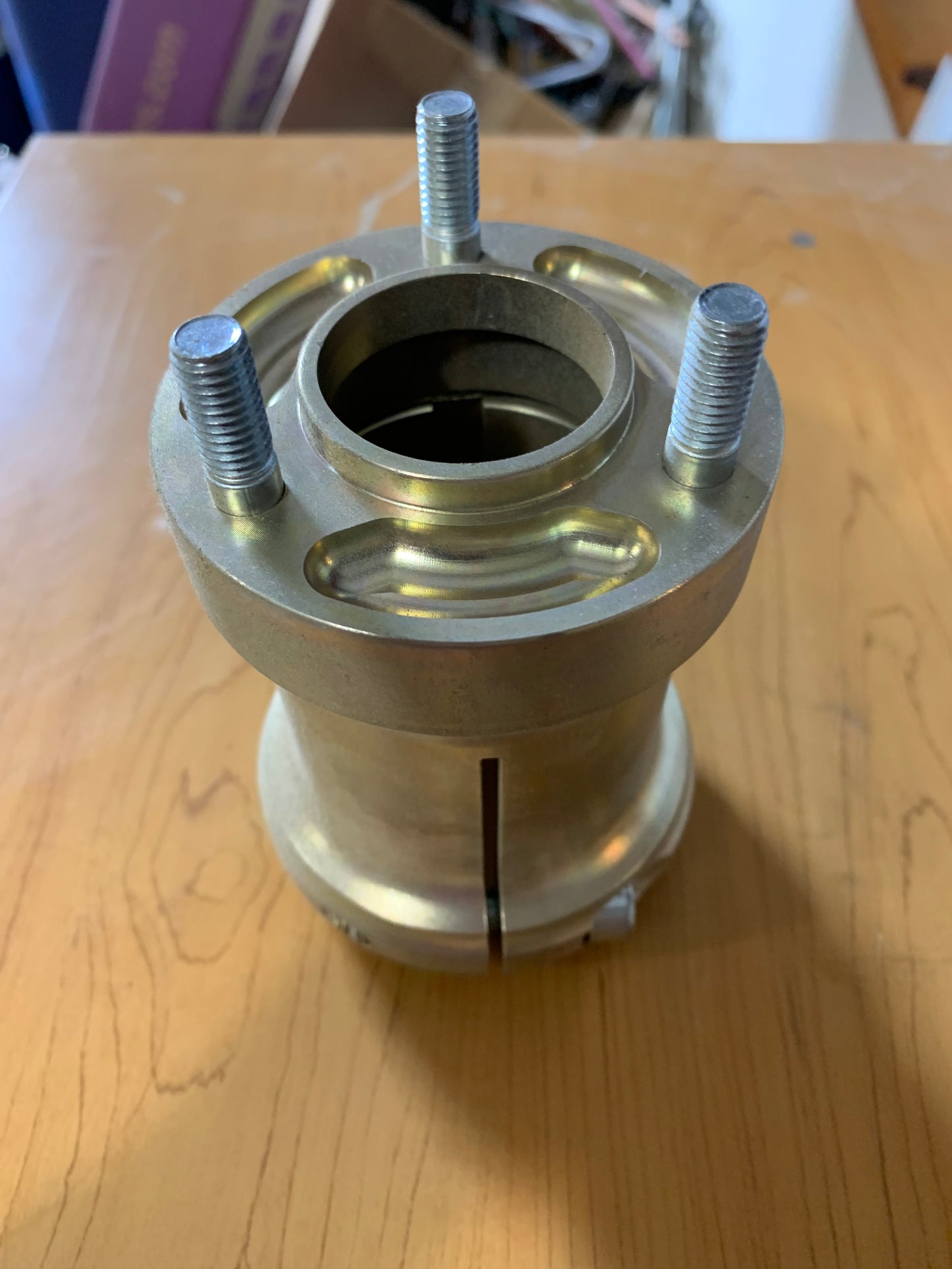 Magn. Rear Hub 50x108 Comp.