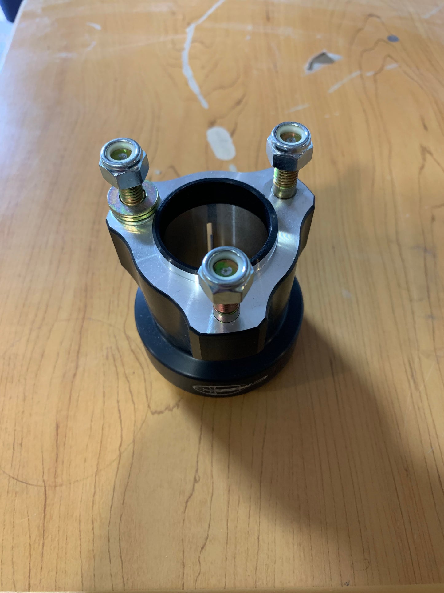 Rear Wheel Hub 40x 75 Black Comp.