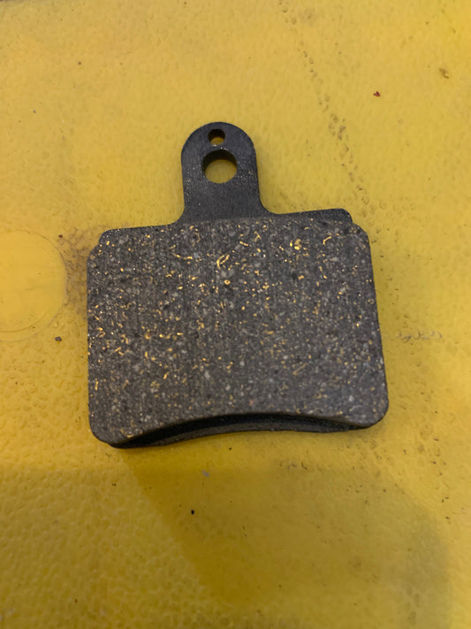 V05 Front Brake Pad Std